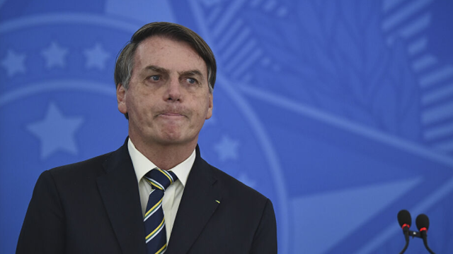 Bolsonaro despide a ministro de Salud en medio de pandemia del COVID-19