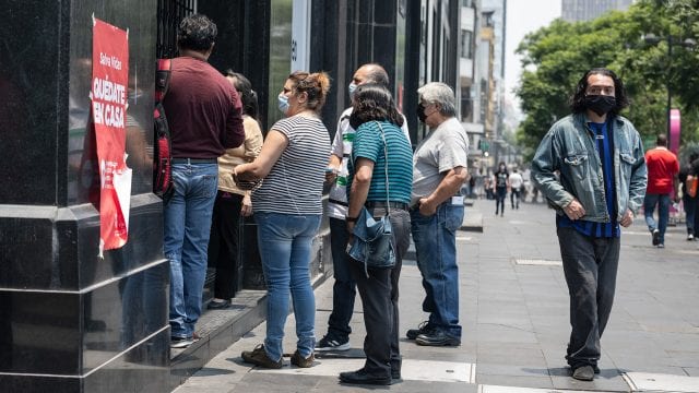 Contagios superan la predicción en CDMX