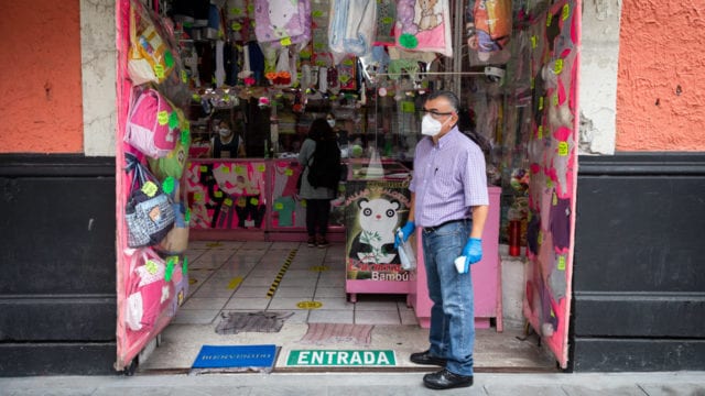 CDMX recorta horario de gimnasios y otros negocios no esenciales por rebrote