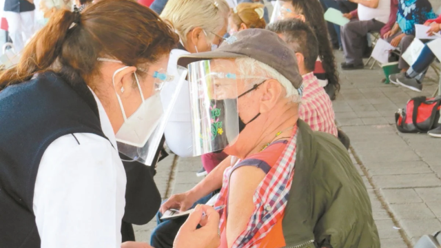 Arranca aplicación de segunda dosis en Neza y Texcoco