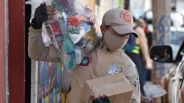 Reanudan entrega de paquetes alimenticios y de higiene a familias afectadas por pandemia en Ecatepec