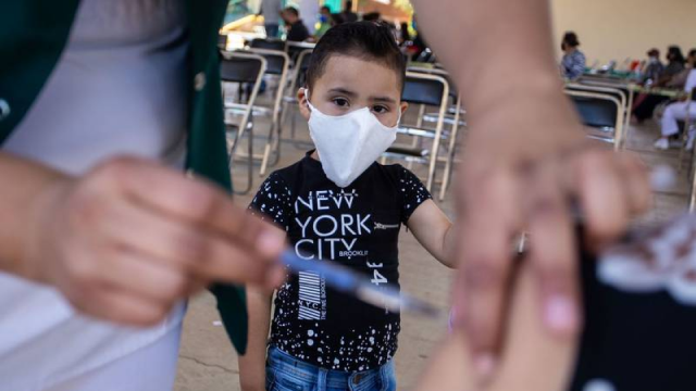 Oaxaca se une a vacunación COVID a menores: 12 niñas y niños recibirán dosis de Pfizer