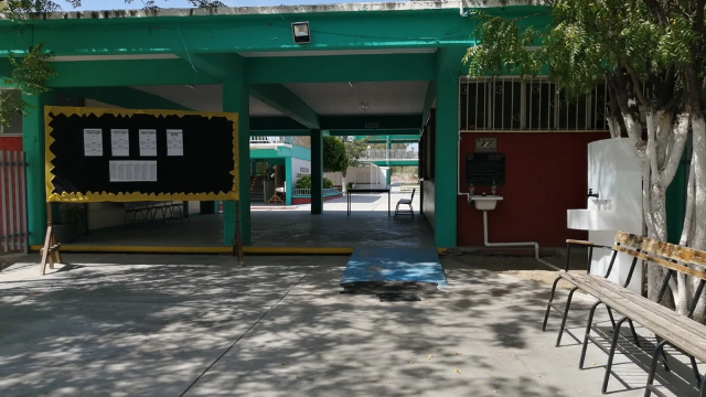 Suspenden clases en tres escuelas por casos de Covid en Baja California Sur