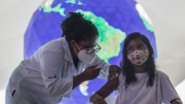 CDMX vacuna esta semana a niños de 11 años; estas son las sedes